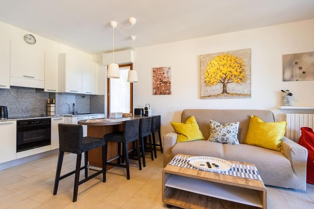 Wraparound Lake Views Bellavista Residence Campione dʼItalia Exterior foto