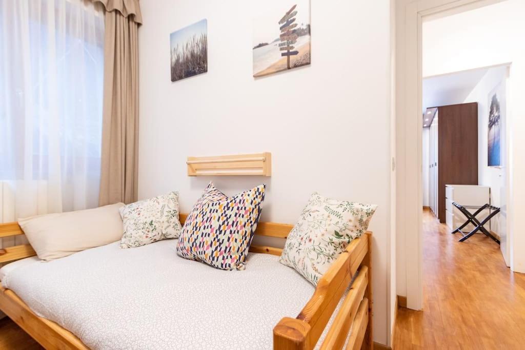 Wraparound Lake Views Bellavista Residence Campione dʼItalia Exterior foto