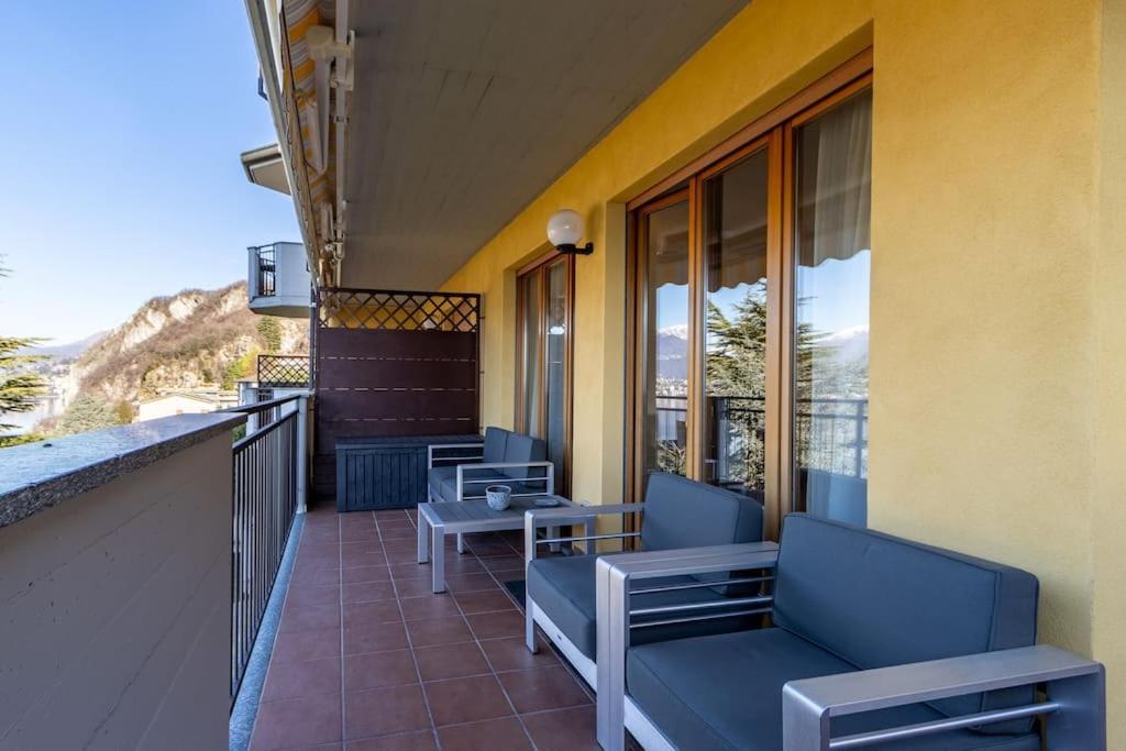 Wraparound Lake Views Bellavista Residence Campione dʼItalia Exterior foto
